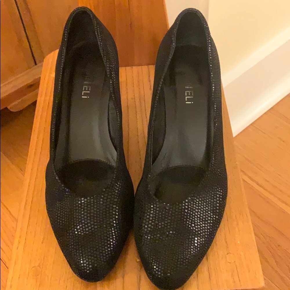 VANELi Dayle Black Pumps